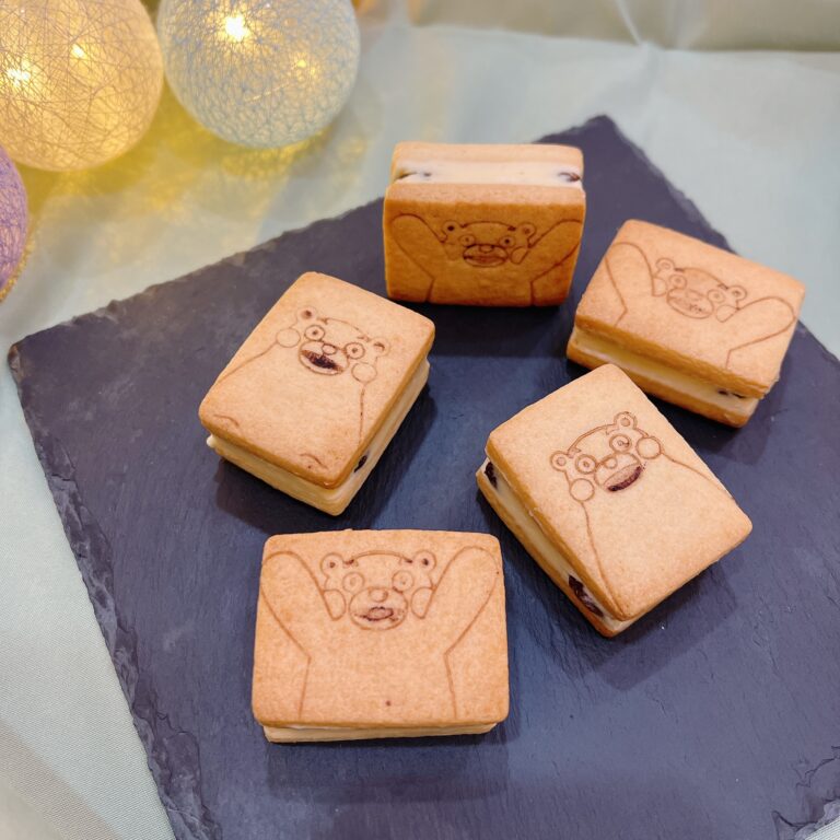 4dc56d8b 6e74 47e8 acc9 7dac7c1af4c9